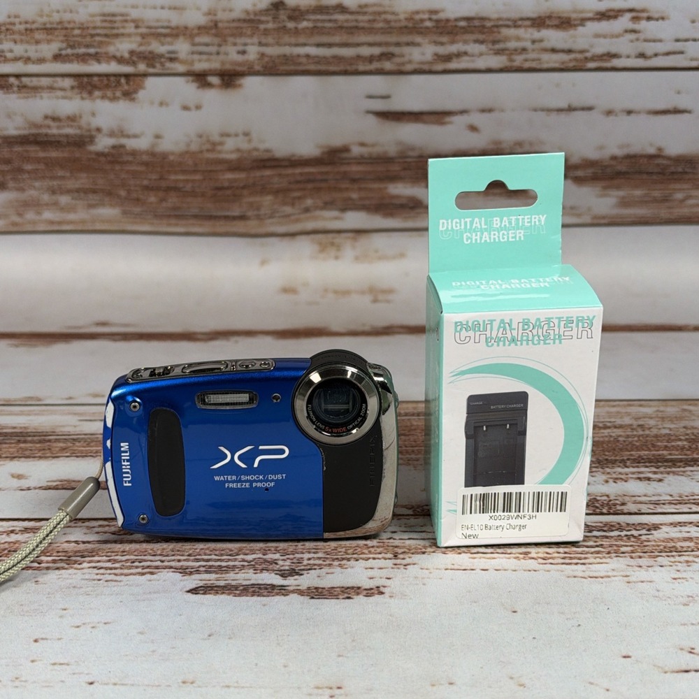 Fujifilm FinePix XP55WM 14.4MP Waterproof Digital Camera Blue Used